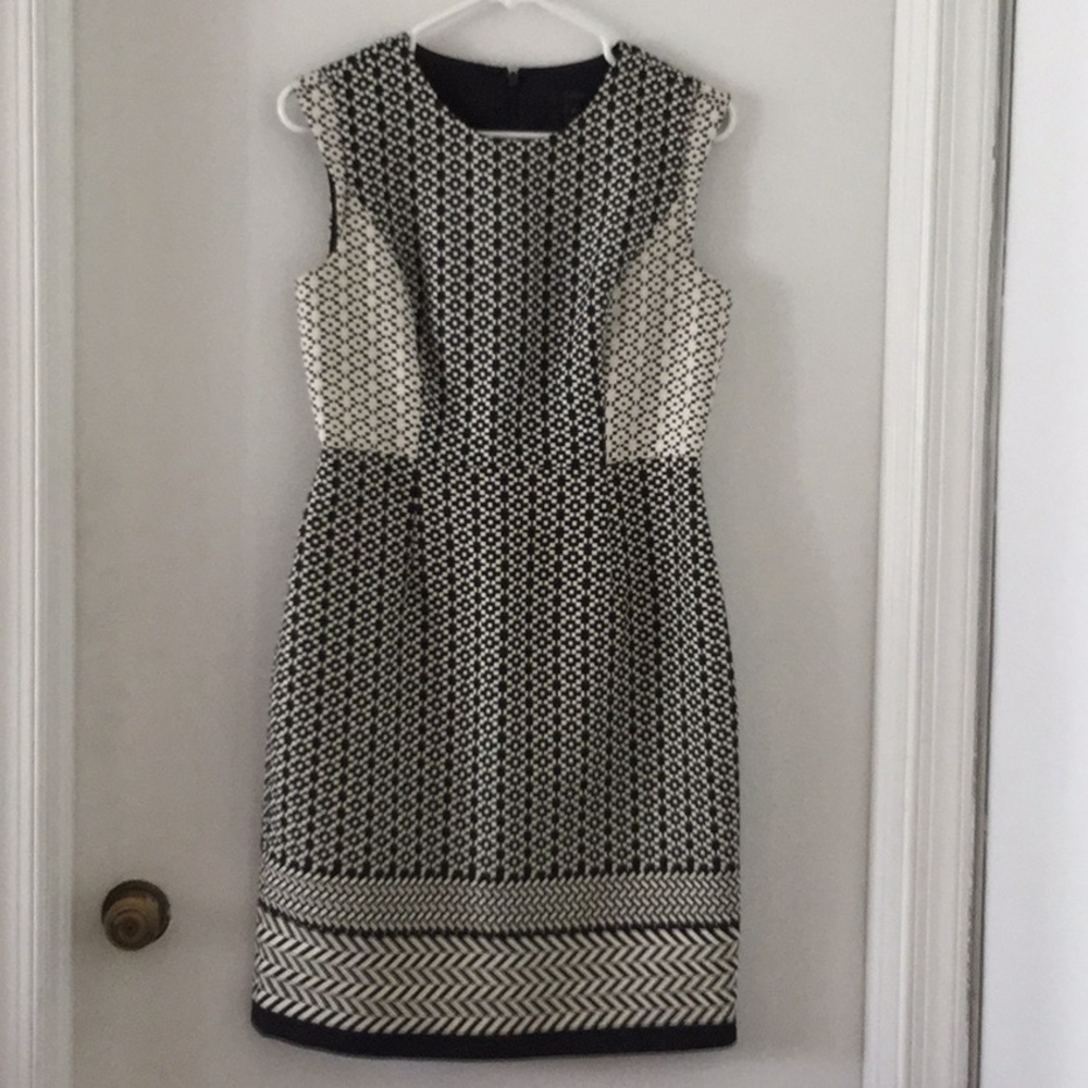 Patterned work dress.